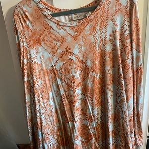 LOGO tunic by Lori Goldstein 2X